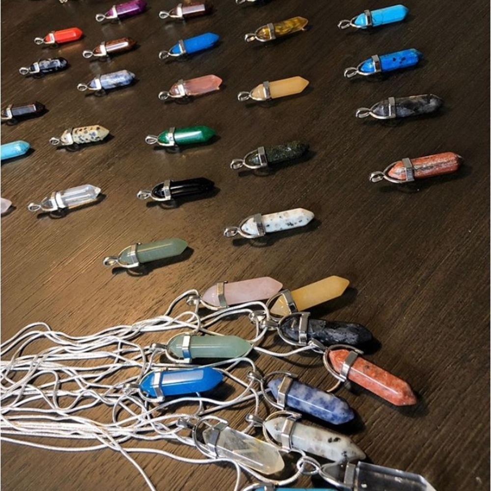 Crystal/quartz necklaces - Picture 5 of 6